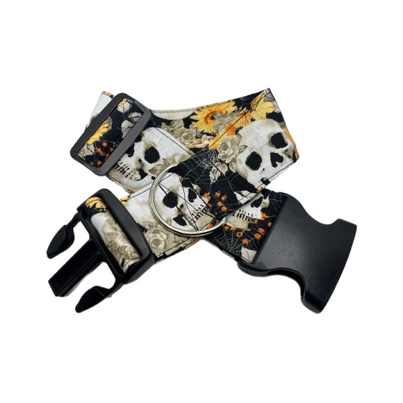 2” Skulls/ Roses Dog Collar - Picture 3 of 8